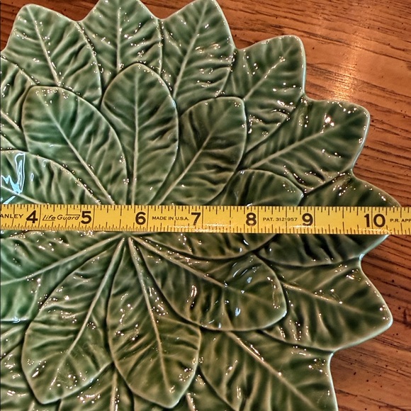 Bordallo Pinheiro Collectible RETIRED Lemon leaf ScallopedPattern Mint Condition - Picture 5 of 6